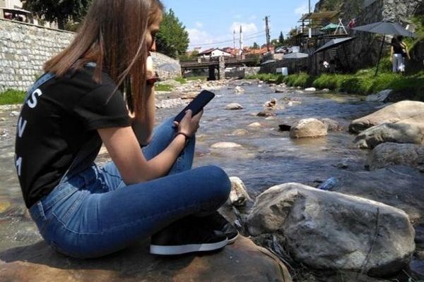 From Prizren to the world – keeping in touch with friends from abroad is important to Zana  | Photo: private